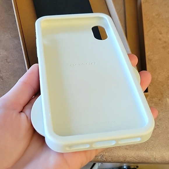 Coach iPhone x/xs cherry 🍒 case - Picture 4 of 6